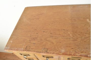 レトロ家具　昭和レトロ　KIHARA　店舗什器にぴったり!レトロな佇まいがお洒落なナラ材製ネームプレート付きカードケース(引き出し、チェスト、図書館、図書室)(R-049590)