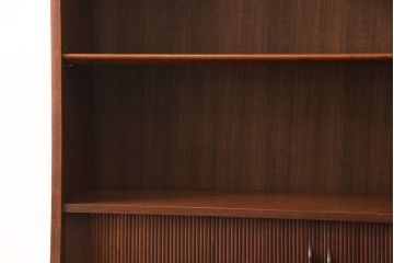北欧ヴィンテージ　デンマーク製　チーク材　蛇腹シャッターがお洒落なキャビネット(収納棚、飾り棚、ビンテージ)(R-049591)