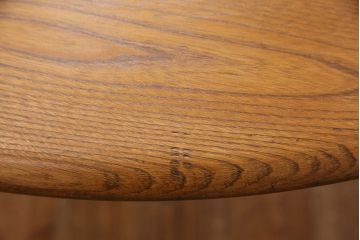 ヴィンテージ家具　イギリス　ERCOL(アーコール)　エルム材　ウィンザードロップリーフテーブル(バタフライテーブル、ラウンドテーブル、ビンテージ)(R-049596)