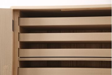 展示品　美品　伝統工芸　収納力抜群!気品あふれる佇まいが魅力の加茂総桐箪笥(総桐たんす、着物タンス、引き出し、並厚)(定価約140万円)(R-049600)