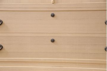 展示品　美品　伝統工芸　収納力抜群!気品あふれる佇まいが魅力の加茂総桐箪笥(総桐たんす、着物タンス、引き出し、並厚)(定価約140万円)(R-049600)