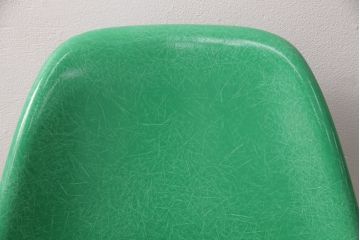 中古　MODERNICA(モダニカ)　CHARLES EAMES　ワイヤーレッグと爽やかなカラーが目を惹くシェルチェア(椅子、サイドチェア、ダイニングチェア)(R-049602)