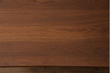 中古　ブランド家具　ウォールナット・ムク材　木のぬくもりあふれるダイニングテーブル(食卓)(R-049610)