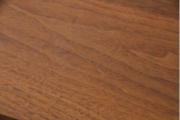 中古　ブランド家具　ウォールナット・ムク材　木のぬくもりあふれるダイニングテーブル(食卓)(R-049610)