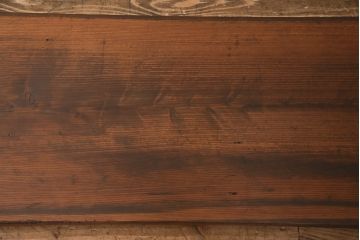 和製アンティーク　杉材一枚板　味わい深い木肌が趣溢れる裁ち板(ローテーブル、作業台、飾り台、陳列台)(R-049613)