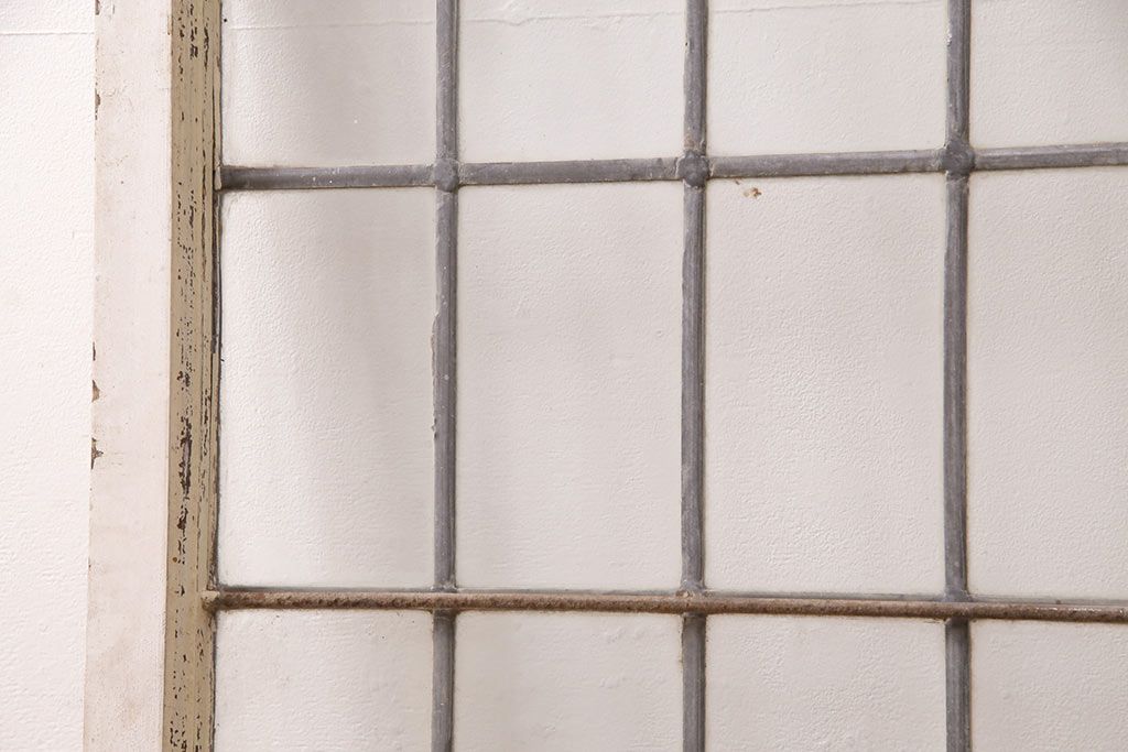 アンティーク建具 イギリスアンティーク ナチュラルな空間づくりに活躍するステンドグラス戸1枚(窓、建具、ガラス戸)(R-049617)