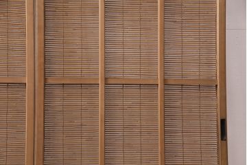 アンティーク建具　松の透かし彫りがアクセントの御簾戸2枚セット(簾戸、簀戸、葭戸、夏障子、すど、葦戸)(R-049618)