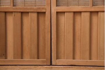 アンティーク建具　松をイメージした透かし彫りがアクセントの御簾戸4枚セット(簾戸、簀戸、葭戸、夏障子、すど、葦戸)(R-049621)