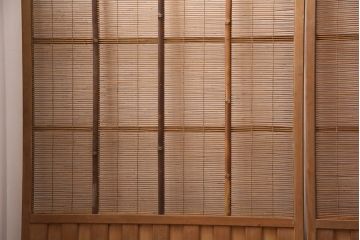 アンティーク建具　松をイメージした透かし彫りがアクセントの御簾戸4枚セット(簾戸、簀戸、葭戸、夏障子、すど、葦戸)(R-049621)