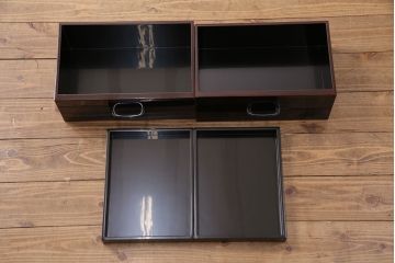 未使用　新古品　最高級　勝月銘　蒔絵入り　本漆溜塗り　四季折々の草花の蒔絵が情緒溢れる鏡台(定価約95万円)(姿見、ドレッサー)(R-049635)