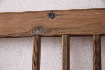 アンティーク建具　昭和初期　時を重ねた木の味わいが魅力の格子戸(玄関戸、引き戸、建具)(R-049642)