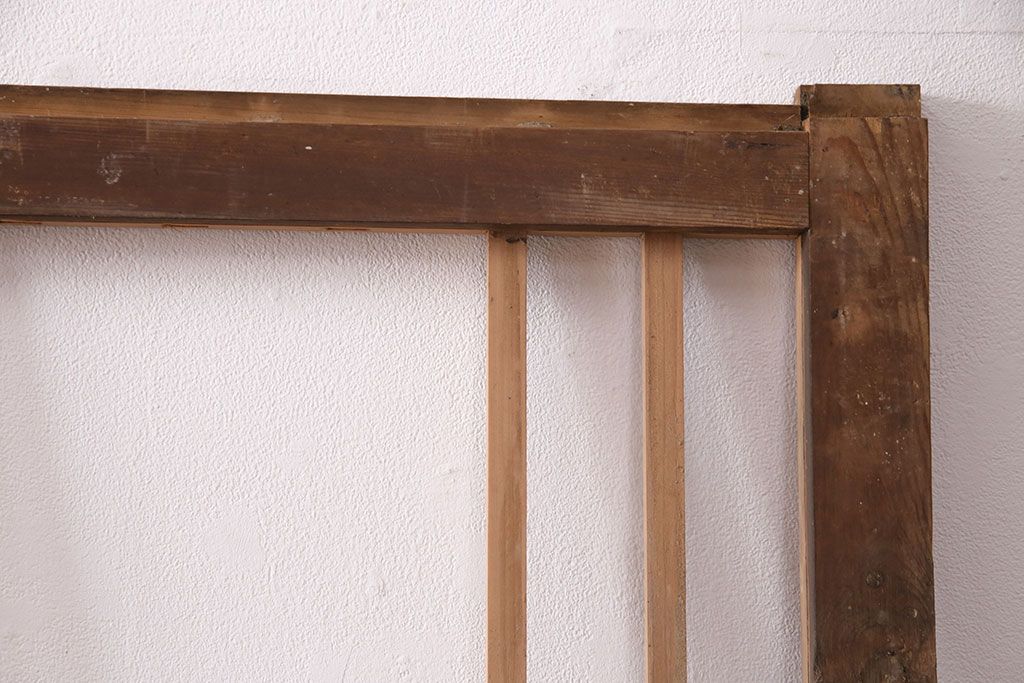 アンティーク建具　昭和初期　時を重ねた木の味わいが魅力の格子戸(玄関戸、引き戸、建具)(R-049642)