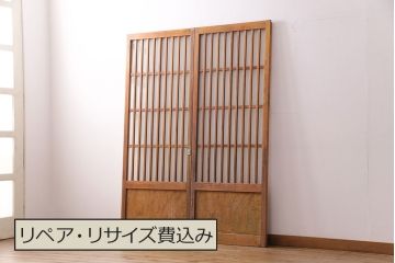 アンティーク建具　和製アンティーク　ペイント仕上げ限定　シンプルなデザインの格子戸2枚セット(建具、引き戸、玄関戸)(R-049648)