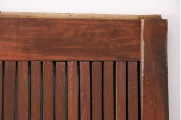 アンティーク建具　最上級品!　富山産　総欅材　立派な金具が目を引く蔵戸(玄関戸、引き戸)(R-049652)