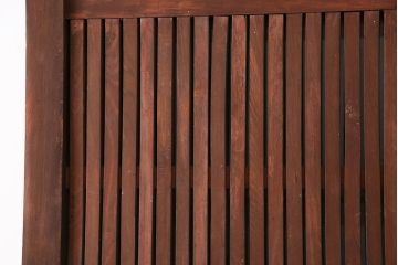 アンティーク建具　最上級品!　富山産　総欅材　立派な金具が目を引く蔵戸(玄関戸、引き戸)(R-049652)