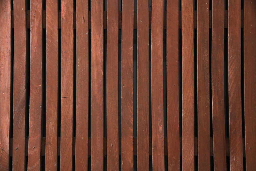 アンティーク建具　最上級品!　富山産　総欅材　立派な金具が目を引く蔵戸(玄関戸、引き戸)(R-049652)