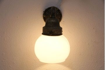 アンティーク照明　昭和中期　ブラケットの風合いが魅力のウォールランプ(壁付け照明、壁掛け照明)(R-049658)