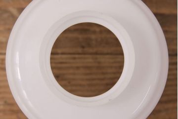 アンティーク照明　昭和初期　ブラケットの風合いとシンプルなシェードがレトロな雰囲気を醸しだすウォールランプ(壁付け照明、壁掛け照明)(R-049659)