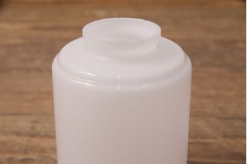 アンティーク照明　昭和初期　ブラケットの風合いとシンプルなシェードがレトロな雰囲気を醸しだすウォールランプ(壁付け照明、壁掛け照明)(R-049659)