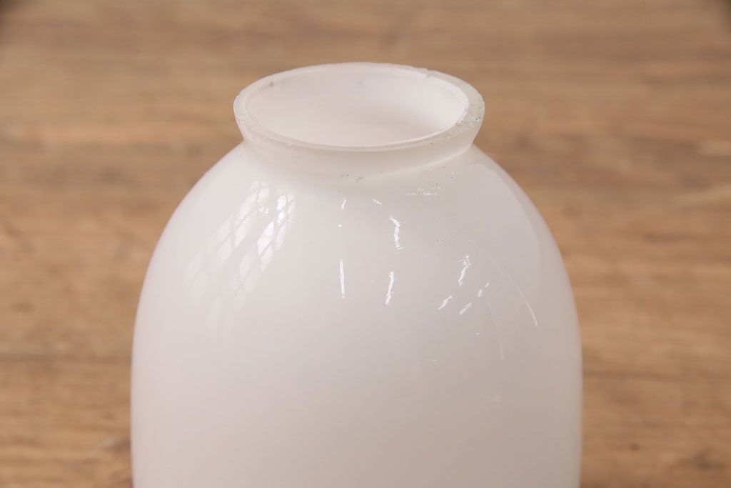 アンティーク照明　昭和初期　ブラケットの風合いとシンプルなシェードがレトロな雰囲気を醸しだすウォールランプ(壁付け照明、壁掛け照明)(R-049660)