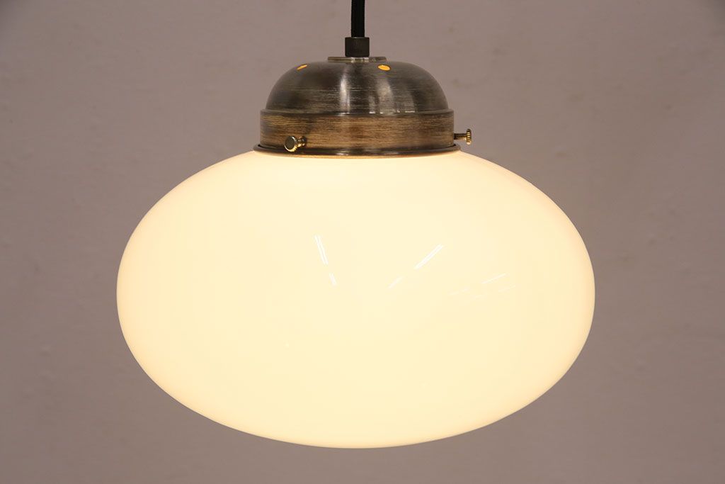 アンティーク照明　ぷっくりとしたフォルムがレトロで可愛らしい天井照明(吊り下げ照明、ペンダントライト)(R-049661)