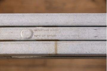 中古　美品　アメリカ輸入家具　Stickley(スティックレー、スティックレイ)　マホガニー材製の高級感あふれるエクステンションテーブル(ダイニングテーブル)(R-049666)