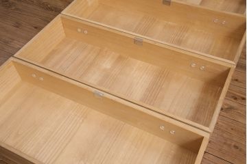 中古　伝統工芸品　長谷川進之介作　衣装盆・かくし付き　品のある佇まいが魅力の加茂総桐箪笥(胴厚、総桐たんす、和タンス、衣装箪笥、着物箪笥)(定価約120万円)(R-049668)
