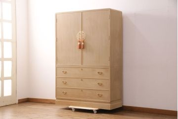 中古　伝統工芸品　長谷川進之介作　衣装盆・かくし付き　品のある佇まいが魅力の加茂総桐箪笥(胴厚、総桐たんす、和タンス、衣装箪笥、着物箪笥)(定価約120万円)(R-049668)