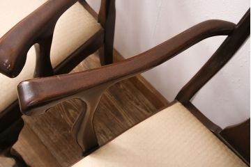 中古　アメリカ輸入家具　Stickley(スティックレー、スティックレイ)　マホガニー材製の高級感あふれるアームチェア2脚セット(椅子、サロンチェア、ダイニングチェア)(R-049681)