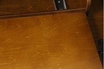 中古　美品　カリモク家具(karimoku)　コロニアルシリーズ　クラシカルな佇まいが魅力のライティングビューロー(簿記机、在宅ワーク、在宅用ワークデスク)(R-049685)