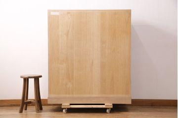 中古　美品　引き出し15杯!シンプルな引手で上品な雰囲気を醸しだす加茂総桐箪笥(総桐たんす、呉服箪笥、着物箪笥、引き出し)(定価約48万円)(R-049689)