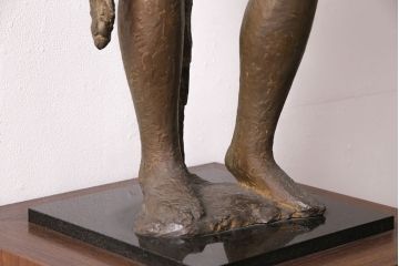 小森邦夫作「ヴエール」　裸婦像　彫刻　銅像(ブロンズ、在銘作家物)(R-049701)