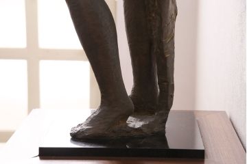 小森邦夫作「ヴエール」　裸婦像　彫刻　銅像(ブロンズ、在銘作家物)(R-049701)