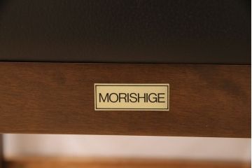 中古　美品　モリシゲ(MORISHIGE/森繁)　アリー　和モダンスタイルにおすすめのアームチェア(ダイニングチェア、椅子)(定価約7万5千円)(R-049702)