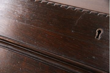 イギリスアンティーク　オーク材　ジャコビアン様式の凝った作りが魅力!レザートップ天板が贅沢なライティングビューロー(簿記机、在宅ワーク、在宅用デスク)(R-049705)