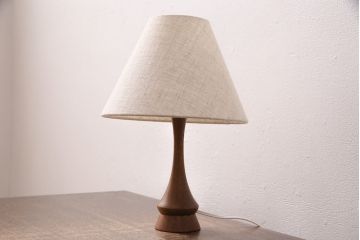 ヴィンテージ照明　北欧ビンテージ　デンマーク　シンプルでナチュラルな佇まいが魅力のデスクライト(卓上照明、スタンドライト、シェード)(R-049708)