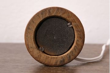 ヴィンテージ照明　北欧ビンテージ　デンマーク　シンプルでナチュラルな佇まいが魅力のデスクライト(卓上照明、スタンドライト、シェード)(R-049708)