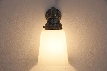 アンティーク照明　シャービーな風合いがお洒落な雰囲気を高める壁掛け照明(ウォールランプ、壁付け照明)(R-049709)