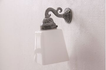 アンティーク照明　シャービーな風合いがお洒落な雰囲気を高める壁掛け照明(ウォールランプ、壁付け照明)(R-049709)