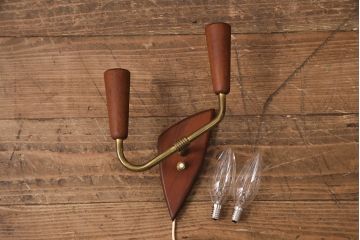 ヴィンテージ照明　北欧ビンテージ　デンマーク　ヴィンテージスタイルの空間づくりに活躍するウォールライト(壁掛け照明、壁付け照明)(R-049710)