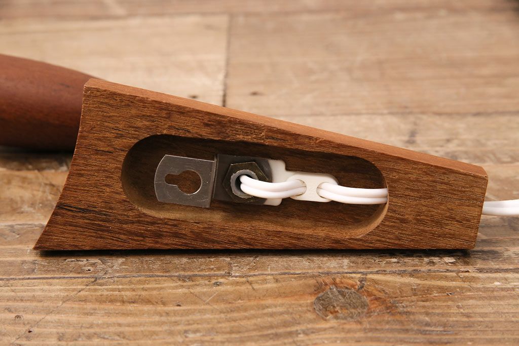 ヴィンテージ照明　北欧ビンテージ　デンマーク　温かみのある空間を演出するウォールライト(壁掛け照明、壁付け照明)(R-049713)