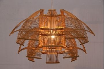 新古品　展示品　HOKORE(誇れ)　和モダン空間にぴったり!繊細な竹細工が見事な天井照明(ペンダントライト、吊り下げ照明)(R-049714)