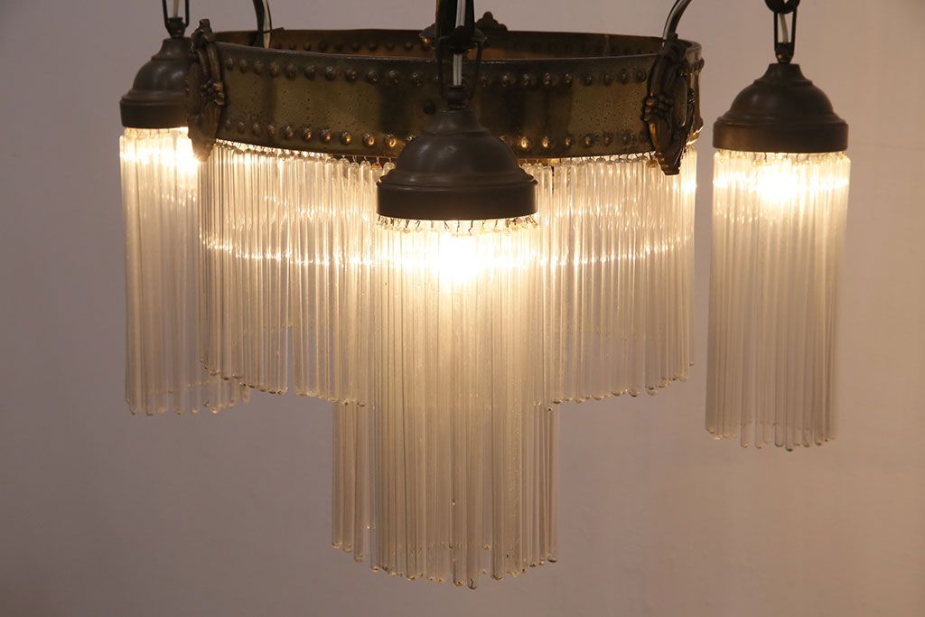 和製アンティーク　激レア品!ガラス管の煌めきが繊細な美しさを放つ、趣のあるシャンデリア(天井照明、吊り下げ照明)(R-049715)