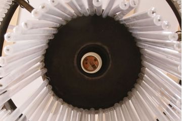 和製アンティーク　激レア品!ガラス管の煌めきが繊細な美しさを放つ、趣のあるシャンデリア(天井照明、吊り下げ照明)(R-049715)