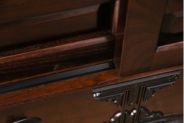 美品　展示　未使用品　堂々とした佇まいが存在感抜群の民芸箪笥サイドボード(収納棚、戸棚、テレビ台)(R-049720)