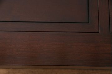 ヴィンテージ雑貨　美品　昭和中期　唐木材　赤みがかった落ち着きある色合いが高級感漂う関西火鉢(長火鉢、囲炉裏、手あぶり、ビンテージ)(R-049724)