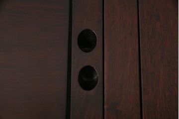 ヴィンテージ雑貨　美品　昭和中期　唐木材　赤みがかった落ち着きある色合いが高級感漂う関西火鉢(長火鉢、囲炉裏、手あぶり、ビンテージ)(R-049724)