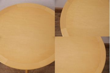 中古　滑らかな木肌が魅力のテーブル、チェア2脚セット(CONDE HOUSE、カンディハウス)(コーヒーテーブル、サイドテーブル、ラウンドテーブル、ダイニングチェア)(R-049726)
