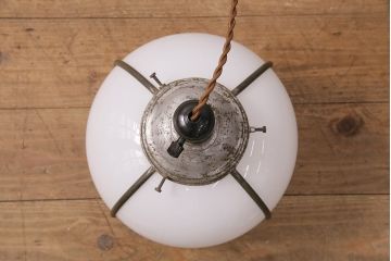 アンティーク照明　和製アンティーク　ブラケットの使い込まれた質感がおしゃれな吊り下げ照明(ペンダント照明、天井照明)(R-049728)