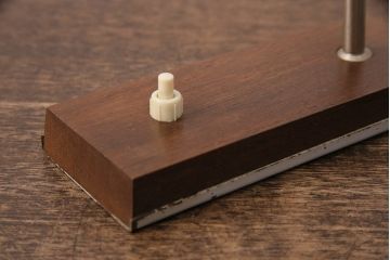 ヴィンテージ照明　北欧ビンテージ　デンマーク　メンズライクな空間づくりに活躍するデスクライト(卓上照明、スタンドライト、シェード)(R-049730)